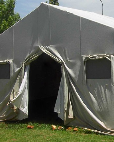 Изготавливаем солдатские палатки в Корсакове вместимостью <strong>до 70 человек</strong>